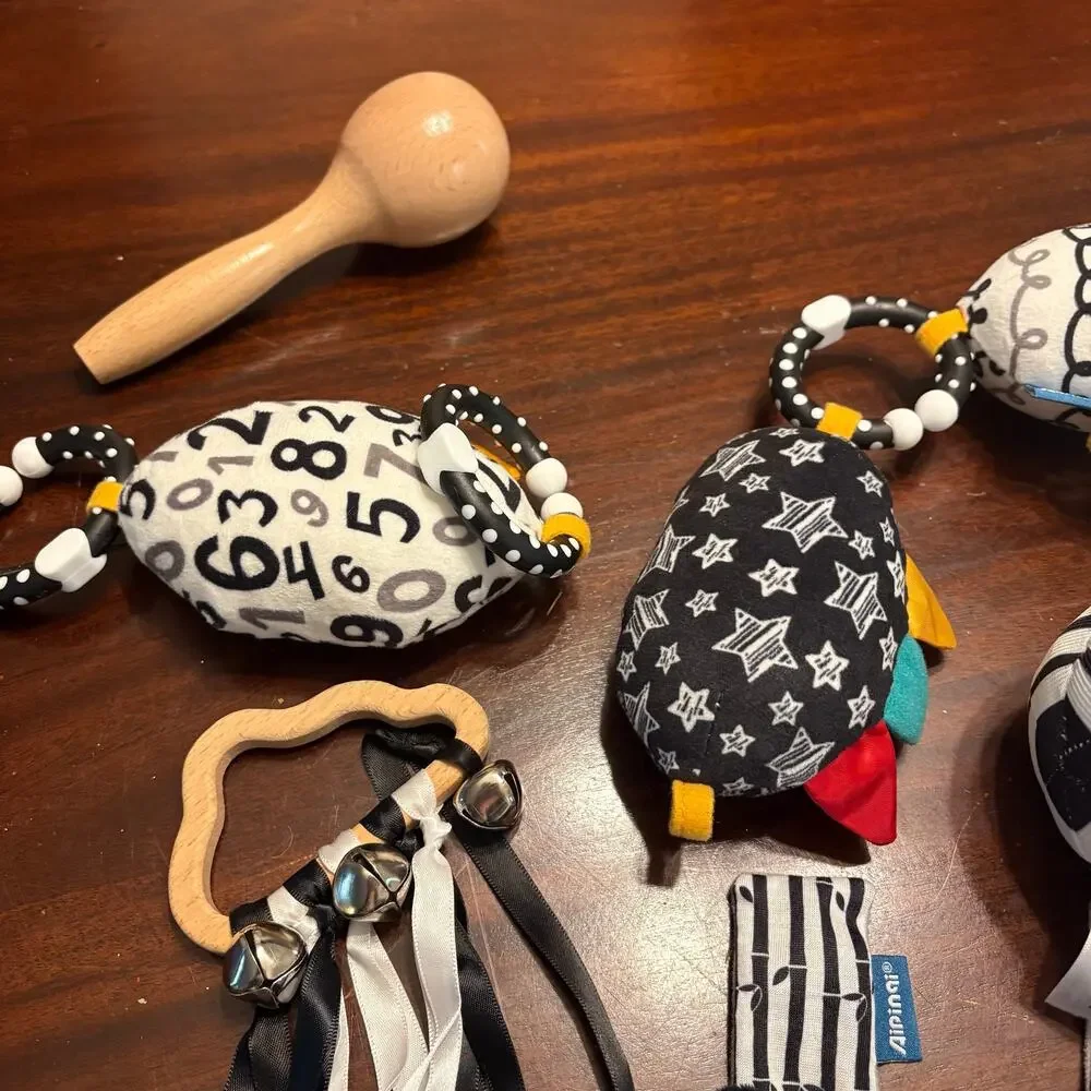 High Contrast Black and White Baby Sensory Toys Lot Panda Rattle Wrist Socks